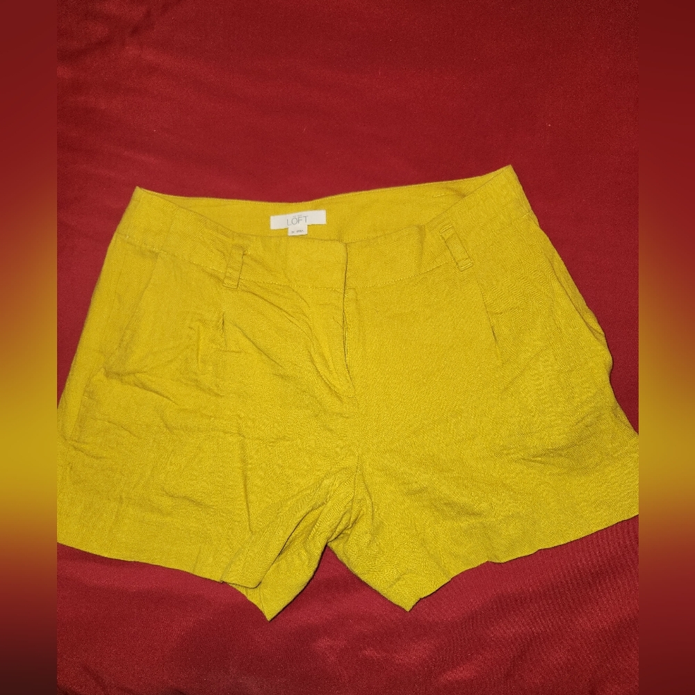 LOFT Women's Yellow Shorts